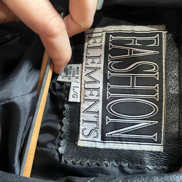 Men's Black Leather Trench Coat- vintage - Picture 4 of 6